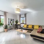 Tudor Mit Atemberaubender Aussicht By Interhome Bobovisca