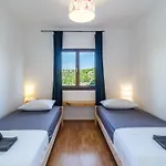Tudor Mit Atemberaubender Aussicht By Interhome Bobovisca