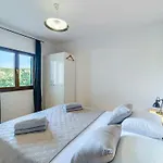 Ferienhaus Tudor Mit Atemberaubender Aussicht By Interhome