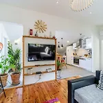 Ferienhaus Tudor Mit Atemberaubender Aussicht By Interhome