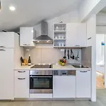 Ferienhaus Tudor Mit Atemberaubender Aussicht By Interhome