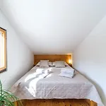 Tudor Mit Atemberaubender Aussicht By Interhome * Bobovisca