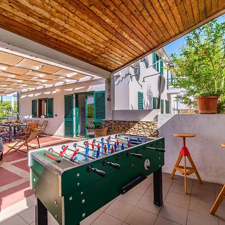 Ferienhaus Tudor Mit Atemberaubender Aussicht By Interhome *